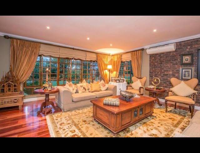 10 BEDROOM HOUSE FOR SALE IN GLENFERNESS